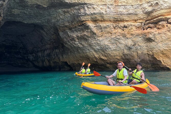 2-Hour Kayak through the Sea Caves of Benagil - When things get crowded: other kayak tours and boat traffic