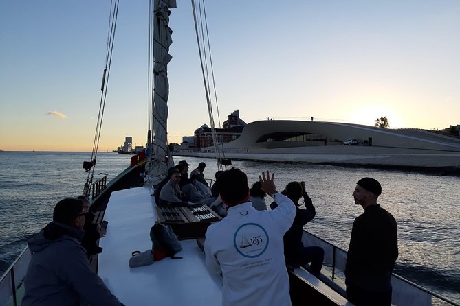 2-Hour Lisbon Traditional Boats Sunset Cruise with White Wine - Padrão dos Descobrimentos, the “Where Ships Left” Moment