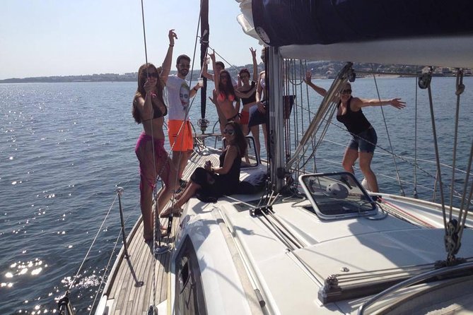 2 Hours Private Sailing Tour in Lisbon - Crew Service: Why People Keep Rating This 5 Out of 5