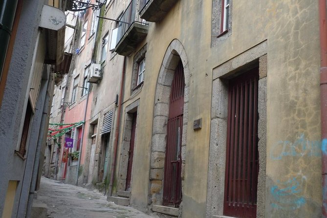 3-Hour Porto Jewish Heritage Walking Tour with Local Guide - Start at Porto Cathedral, Then Follow Jewish Porto Through the City