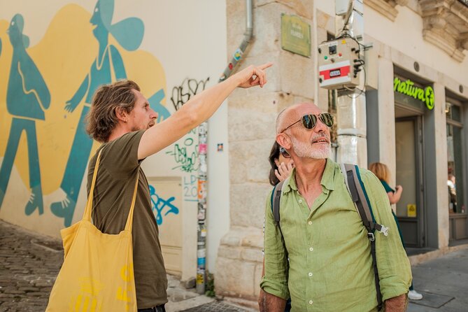 3-hour private guided walking tour of the BEST of Porto - Starting at Porto São Bento, then sliding into the old streets