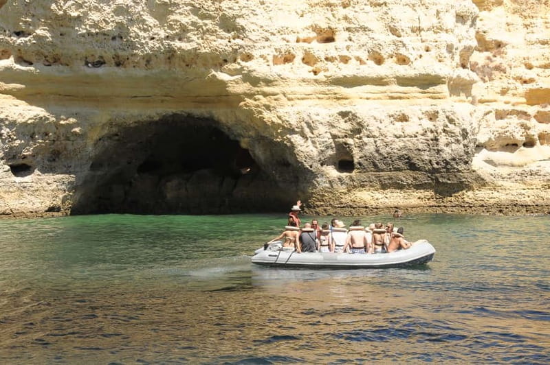 Albufeira: 6-Hour Boat Tour with BBQ and Drinks - BBQ lunch on an authorized beach: what’s on the plate