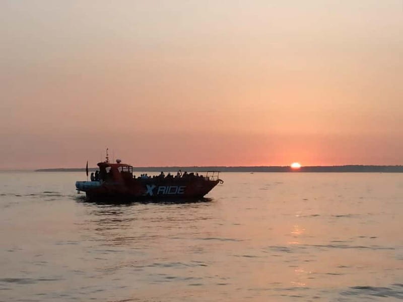 Albufeira: Benagil Cave Sunset Cruise - Key things to know before you go