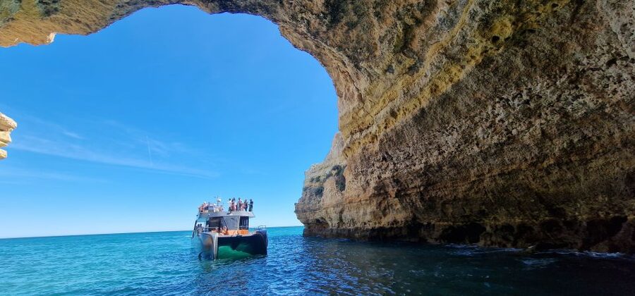 Albufeira: Coastline and Benagil Caves Tour by Catamaran - Key highlights worth planning around