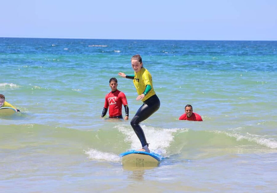 Albufeira: Learn to Surf in Chill Beach Vibes & Good Times - Why Galé Beach Works So Well for First-Time Surfers
