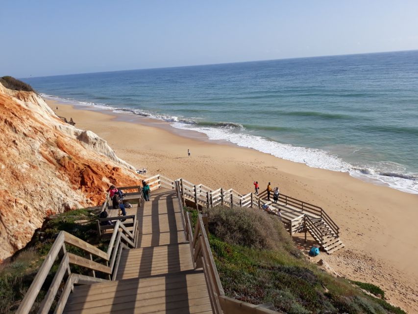 Albufeira: Tuk-tuk Sightseeing Tour - Aldeia das Acoteias, Tomatos Beach, and the Vilamoura Edge