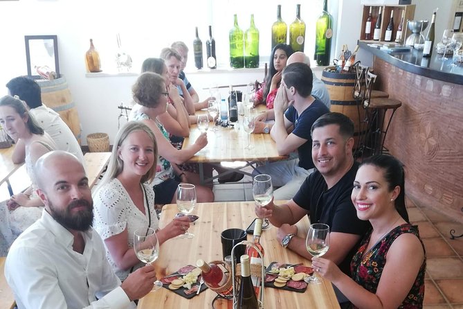 Albufeira Wine Tour: 2 Vineyards, 6 Tastings & Historic Silves - Paxá Wines near Silves: Negra Mole and Crato in the glass