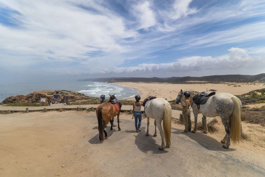Algarve: 1-Hour Carrapateira Horseback Riding Tour - The Route Details: Coast Views, Hilltop Stops, and Dunes