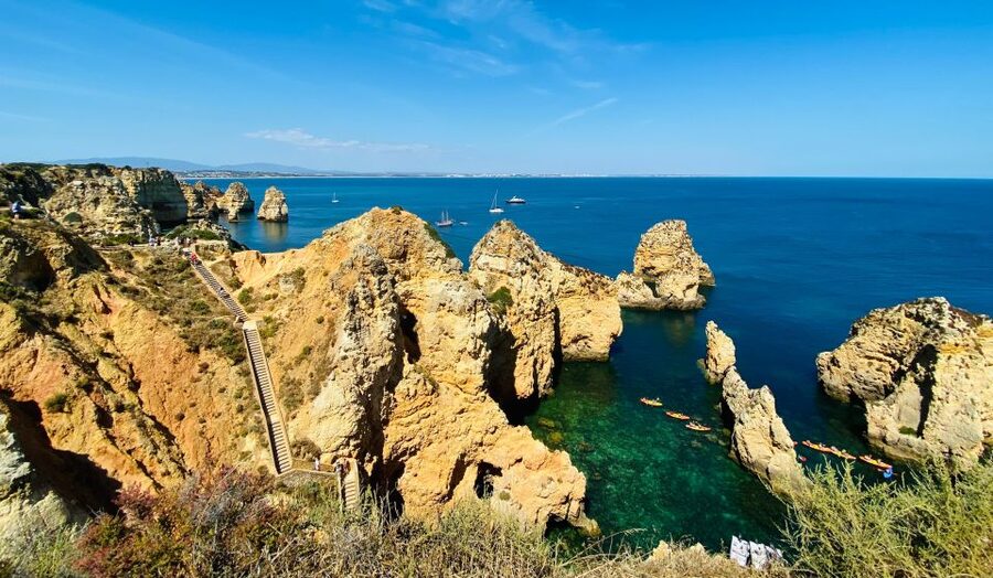 Algarve: Lagos Sightseeing guided Tour with e-bikes - E-bike comfort and safety, handled like adults