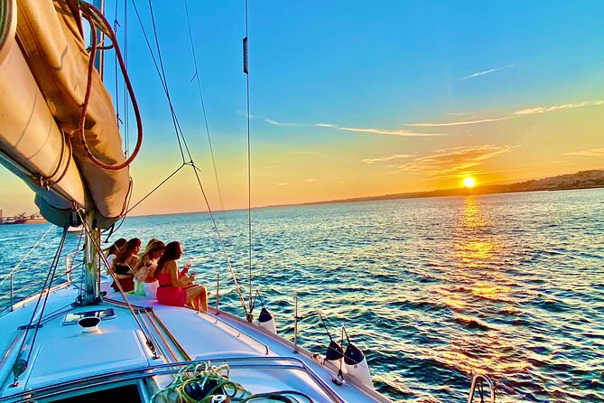 Amazing Tour on Sailing Boat - A 2-Hour Cruise That Replaces Bar Hopping With Onboard Comfort