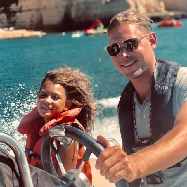 Armação de Pêra: Guided Boat Tour of Benagil's 15 Best Caves - How the cruise route works between caves