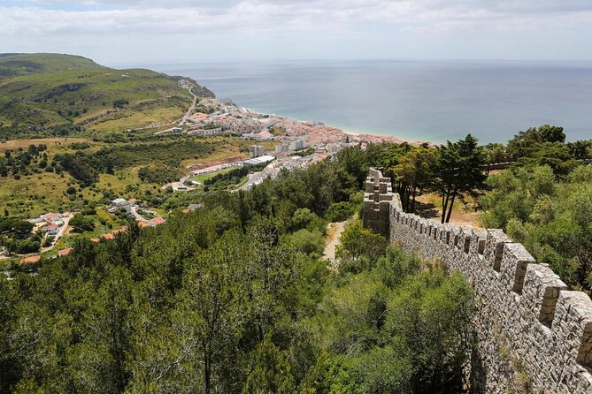 Arrabida and Sesimbra Small-Group Day Trip from Lisbon with Wine Tasting - Key things you’ll notice