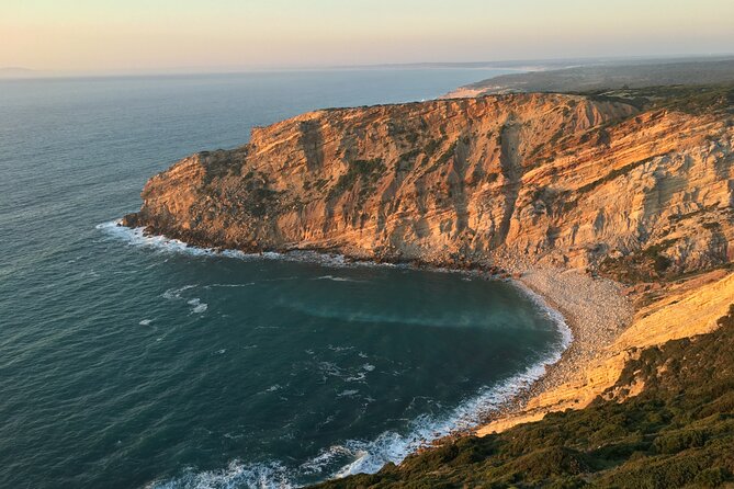 Arrabida Wine Tour from Lisbon: Wineries, Tastings & Tile Factory - The April 25 Bridge start: a quick wow before you settle in