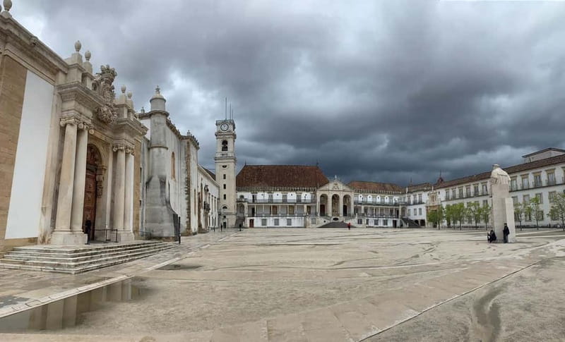 Aveiro & Coimbra Small Group Tour with Moliceiro Boat Cruise - Coimbra on foot: cathedrals and the university city feel