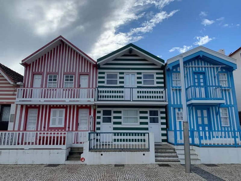 Aveiro & Coimbra Small Group Tour with Moliceiro Boat Cruise - Time management in the real world: how to make the most of your 9 hours
