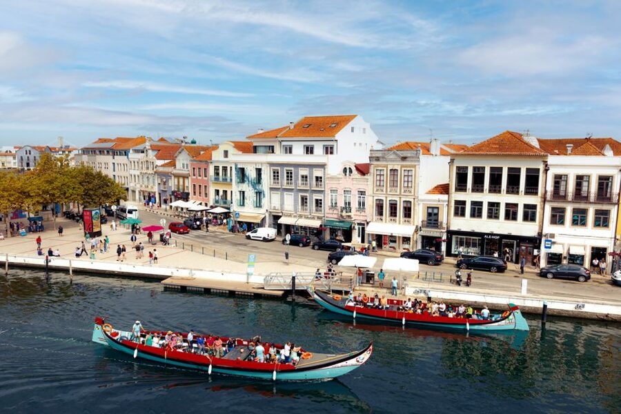 Aveiro: Scenic Guided Boat Tour - Why a Moliceiro Boat Ride Feels Like the Right Aveiro Speed