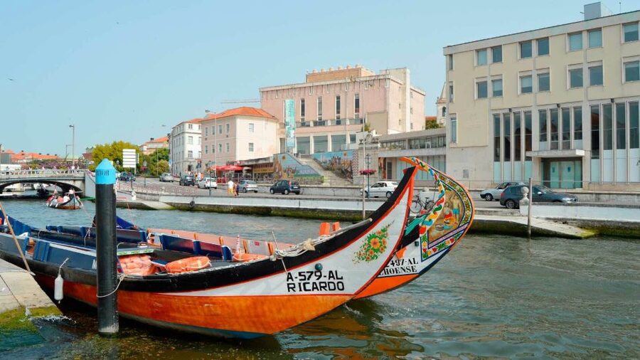 Aveiro: Traditional Moliceiro Boat Cruise - Key highlights at a glance