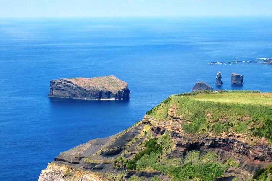 Azores: Sete Cidades Scenic Jeep Tour from Ponta Delgada - Guides are the real reason it works