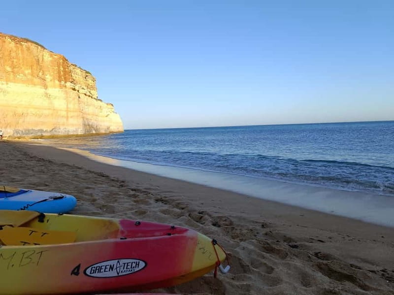 Benagil: Benagil Caves Guided Kayak Tour - Praia da Marinha and its natural arches