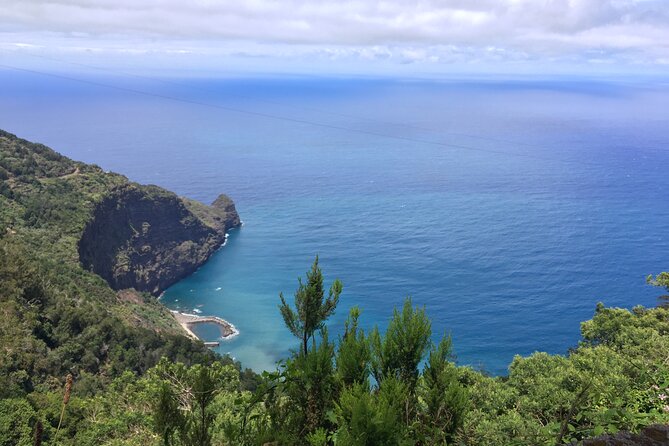 CABO GIRÃO (Half Day tour/3h) / Private Classic Car (4L). - Ribeira Brava viewpoint stop: quick coffee break energy