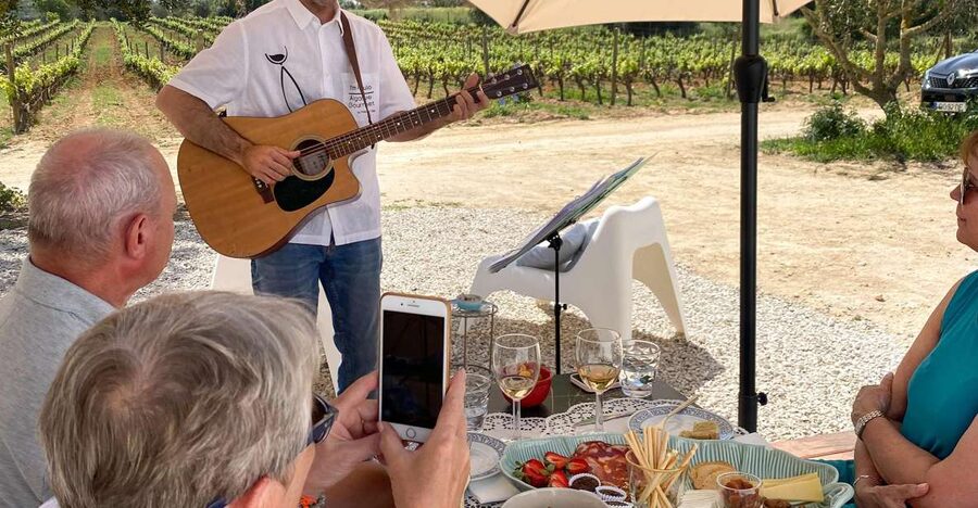 Carvoeiro/Portimão/Alvor: Wine Tour w/ Tasting, Tapas, Music - Why this winery tour in Carvoeiro feels different