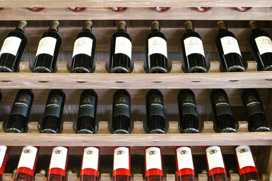 Carvoeiro/Portimão/Alvor: Wine Tour w/ Tasting, Tapas, Music - Price and value: is $68 per person worth it?