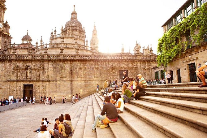 Day Trip from Porto to Santiago de Compostela and Valença - Getting There Comfortably: Minibus, Seating, and A/C Real Talk