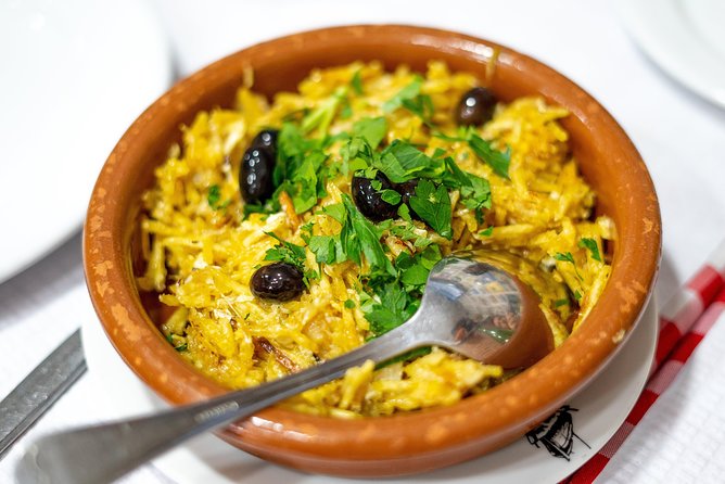 Devour Lisbon: The Ultimate Portuguese Food Tour - Eating smart on a full-food walking tour