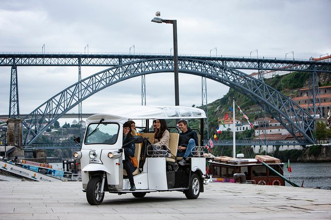 Discover Porto's Highlights on a 2-Hour Private Electric Tuk Tuk - Aliados Avenue and Cordoaria: the city’s grand streets and leafy pause