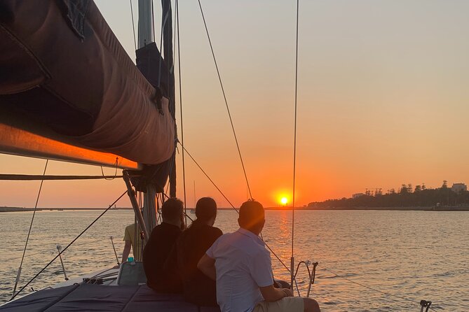 Douro Sunset Sailboat Experience in Porto - Time on the water, what it feels like, and who it suits