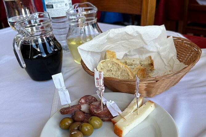 Douro Valley Half-Day Tour with Winery and Lunch From Porto - Pinhão winery stop: wine tasting plus olive oil history (and great hosting)