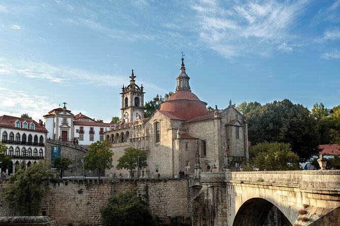 Douro Valley: Historical Sites, Wine Experience, Lunch & Cruise - Amarante: Where River-Tâmega Views Meet St. Gonçalo Pastries