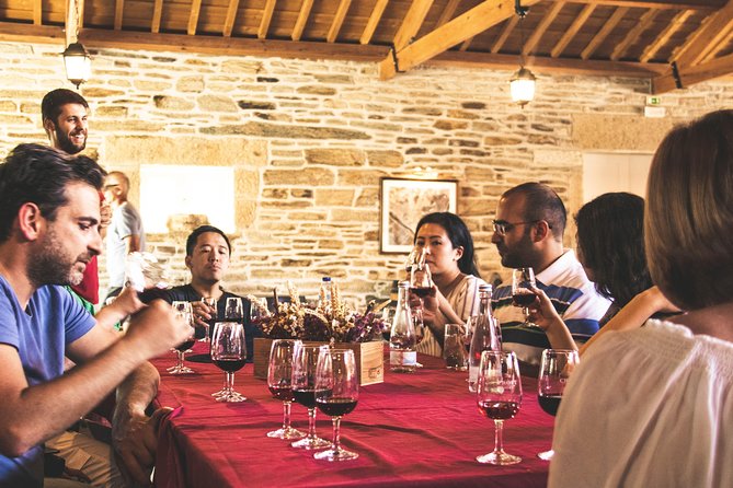 Douro Valley: private tour with lunch and wine estate all inclusive - Pinhao quinta visit: the guided walking tour plus tastings