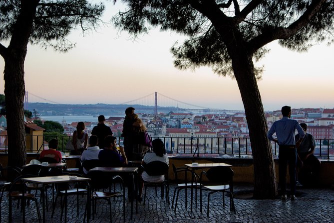 Explore Lisbon by Tuk Tuk: History and Viewpoints - Miradouros for Photos: Senhora do Monte and São Pedro de Alcântara