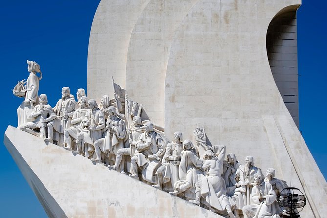 Explore Lisbon City on a private half-day tour in a van - Miradouro da Senhora do Monte: the wide-angle moment