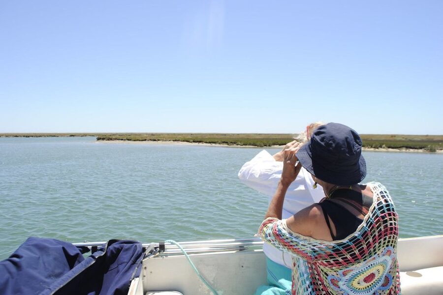 Faro: Ria Formosa Lagoon Small Boat Tour with Local Guide - The Local Guide Factor, Why Names Like Pedro and Carlos Matter