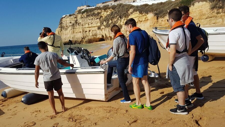 From Carvoeiro: Benagil Caves and Praia da Marinha Boat Trip - Meeting point in Carvoeiro: quick check-in, minimal stress
