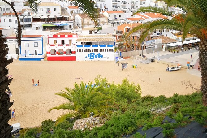 From Faro: Benagil Cave, Marinha & Carvoeiro Full-Day Tour - Why the guide matters more than you think