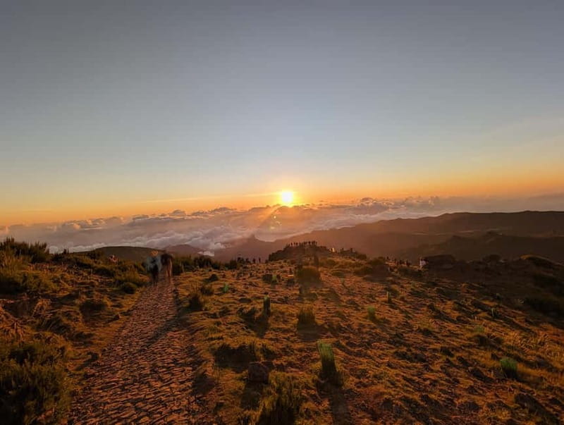 From Funchal: Pico Arieiro Sunrise with Optional Breakfast - After Breakfast, the Paradise Valley Levada Walk in Camacha
