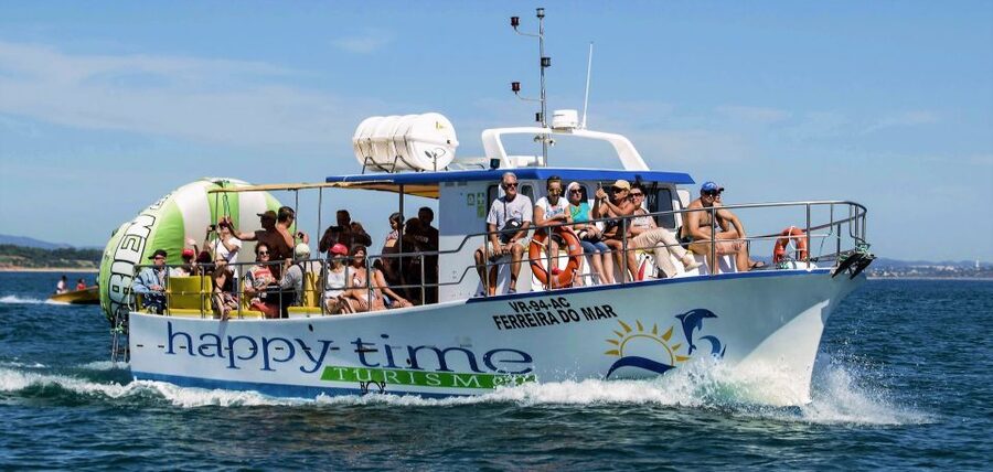 From Lagos: 2.5-Hour Guided Coastal Boat Tour & Grotto Visit - Switching To The Cave Boat at Ponta da Piedade