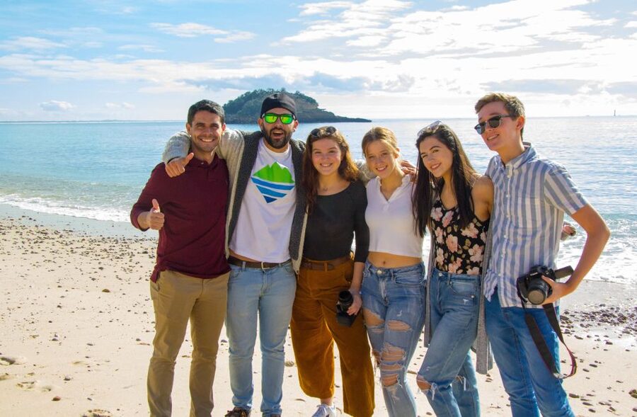 From Lisbon: Arrábida Day Tour & Wine Tasting - Praia do Creiro: swim time plus real beach lunch by the sea