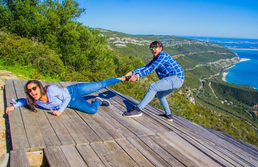 From Lisbon: Arrábida Day Tour & Wine Tasting - Pace, comfort, and what to pack for an 8-hour mix of sea and cave