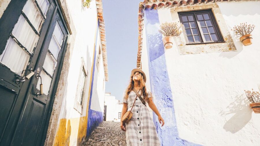 From Lisbon: Day Trip to Porto, Óbidos, and Nazaré - Leaving Lisbon for Óbidos: medieval walls first