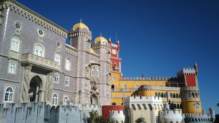 From Lisbon: Fátima and Sintra Private Tour - Valinhos: the neighborhood that adds a personal layer