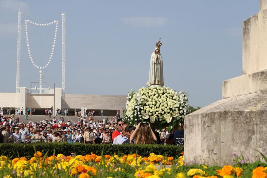From Lisbon: Fátima and Sintra Private Tour - Guided timing: how to get the most from every stop