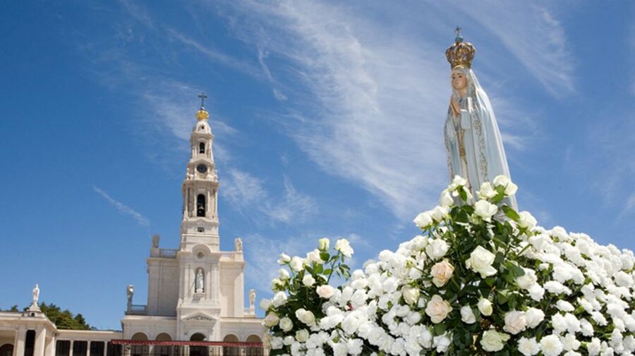 From Lisbon: Fátima, Batalha, Nazaré & Óbidos Full-Day Tour - Price and What You Get for $94