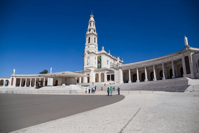 From Lisbon: Sanctuary of Fátima & the Little Shepherds Town - Basilica of Our Lady of the Rosary: the story made physical