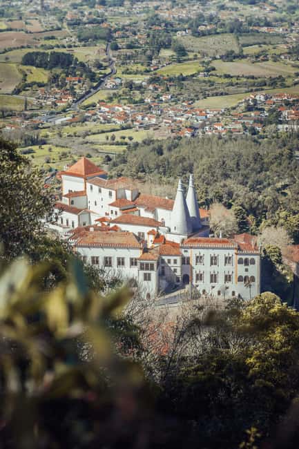 From Lisbon: Sintra Half-Day Tour with Pena Palace Tickets - Hard Rock Cafe meeting point, then straight into Sintra mode