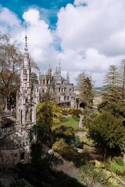 From Lisbon: Sintra Half-Day Tour with Pena Palace Tickets - Sintra Palace and strategic photo breaks that save time