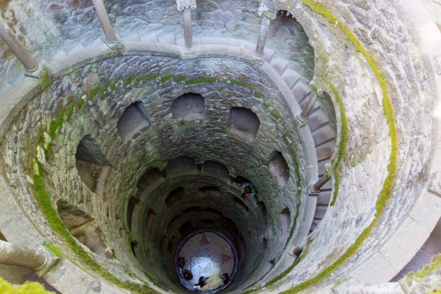 From Lisbon: Sintra Tour - Pena, Regaleira & Monserrate - Lunch timing and the best way to use your Sintra break